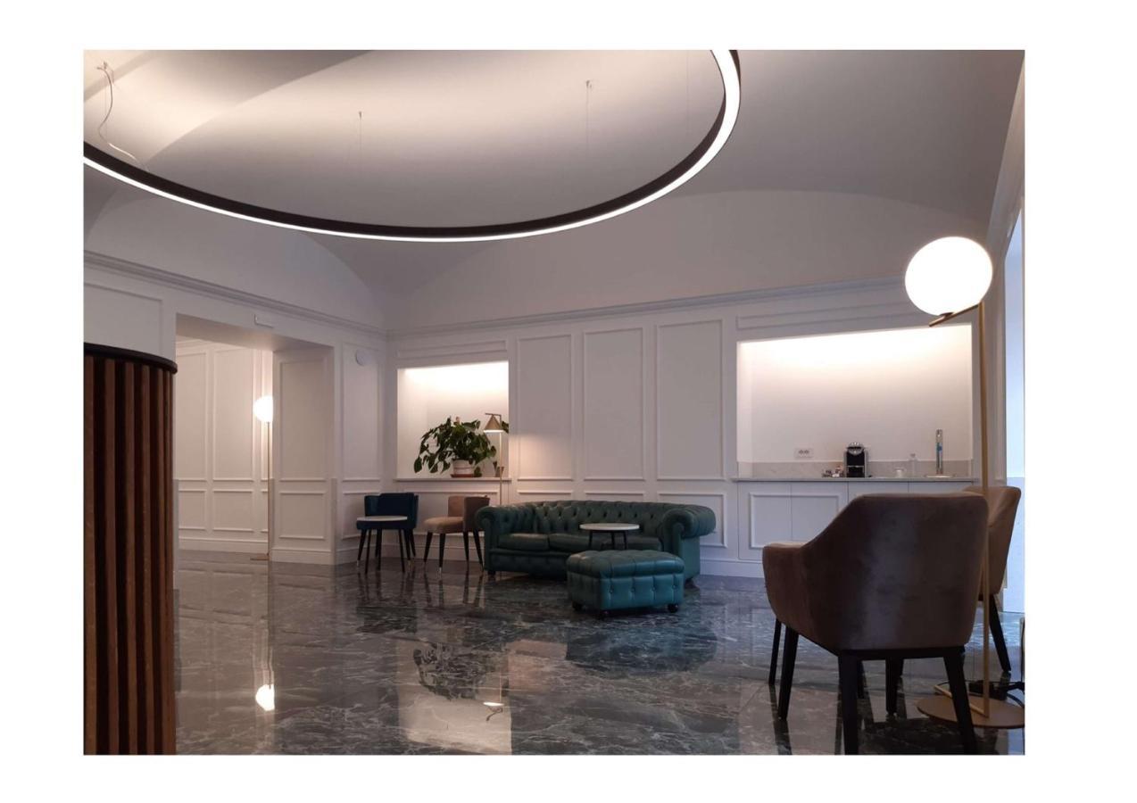 Best Western Plus Royal Superga Hotel Cuneo Bagian luar foto