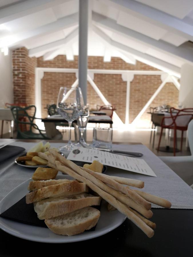 Best Western Plus Royal Superga Hotel Cuneo Bagian luar foto