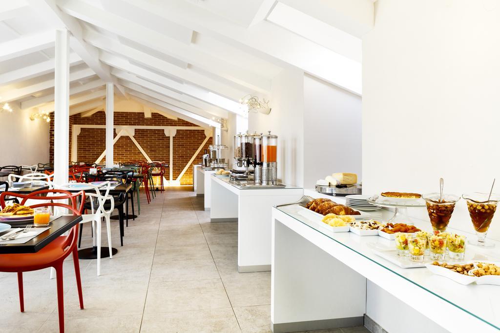 Best Western Plus Royal Superga Hotel Cuneo Bagian luar foto